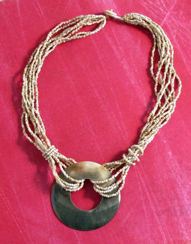 Loop Shell Necklace - Natural Artist